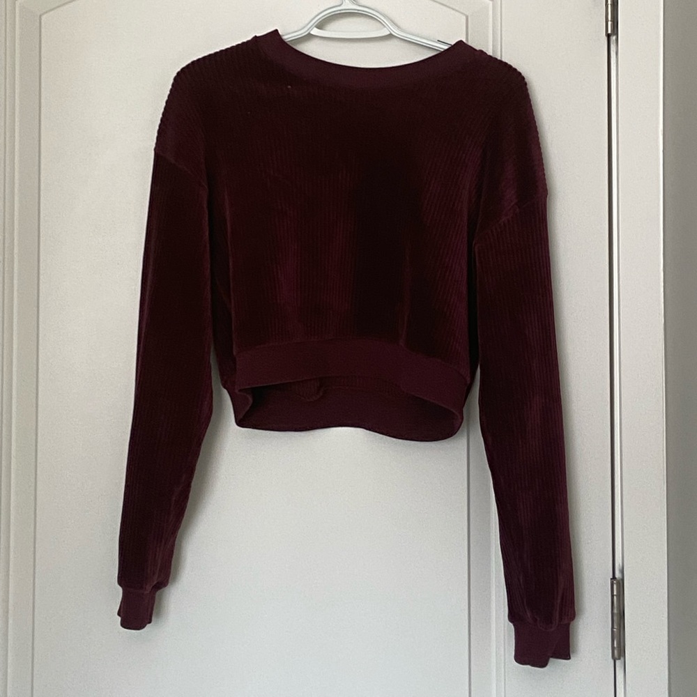 Forever 21’s crop long sleeves